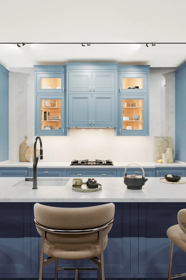 Большая синяя кухня JG Маргарита Йорк с антресолями в стиле неоклассика