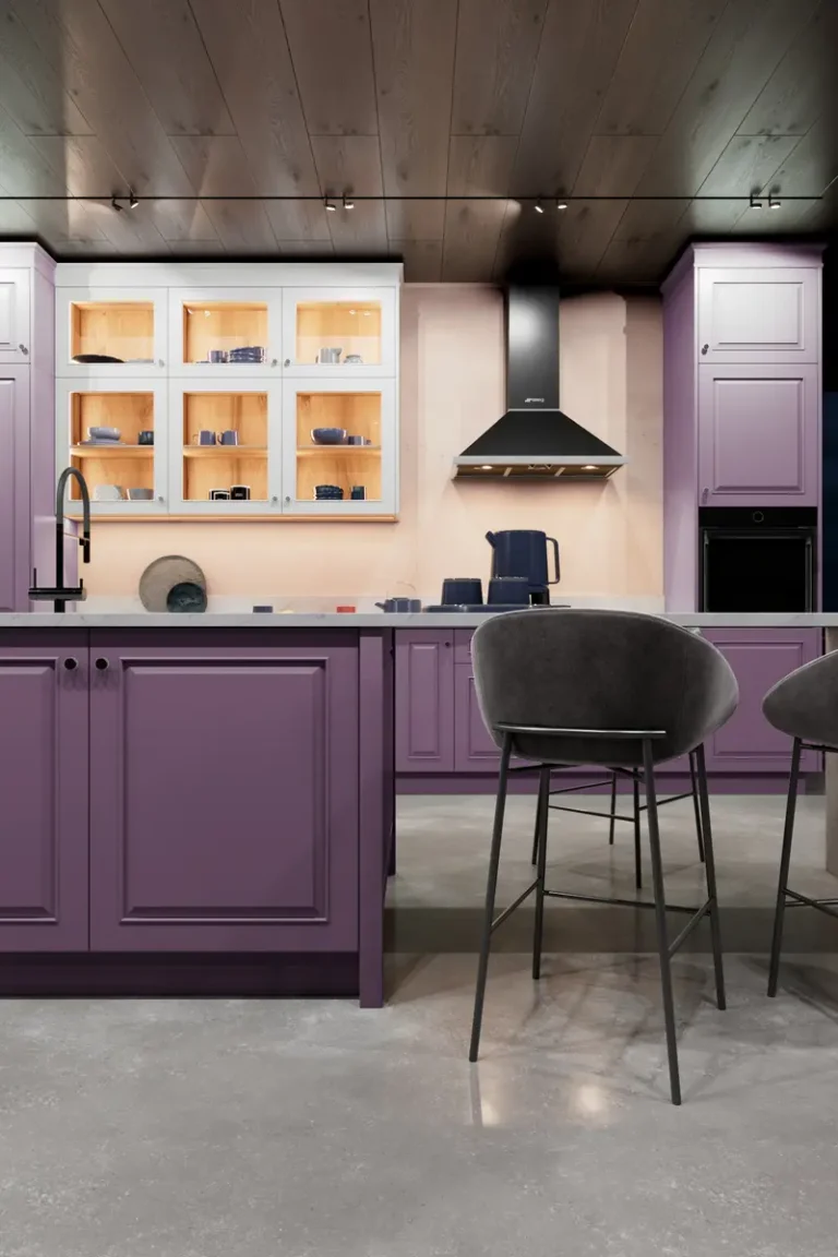 Фиолетовая кухня JG Марта в неоклассическом стиле