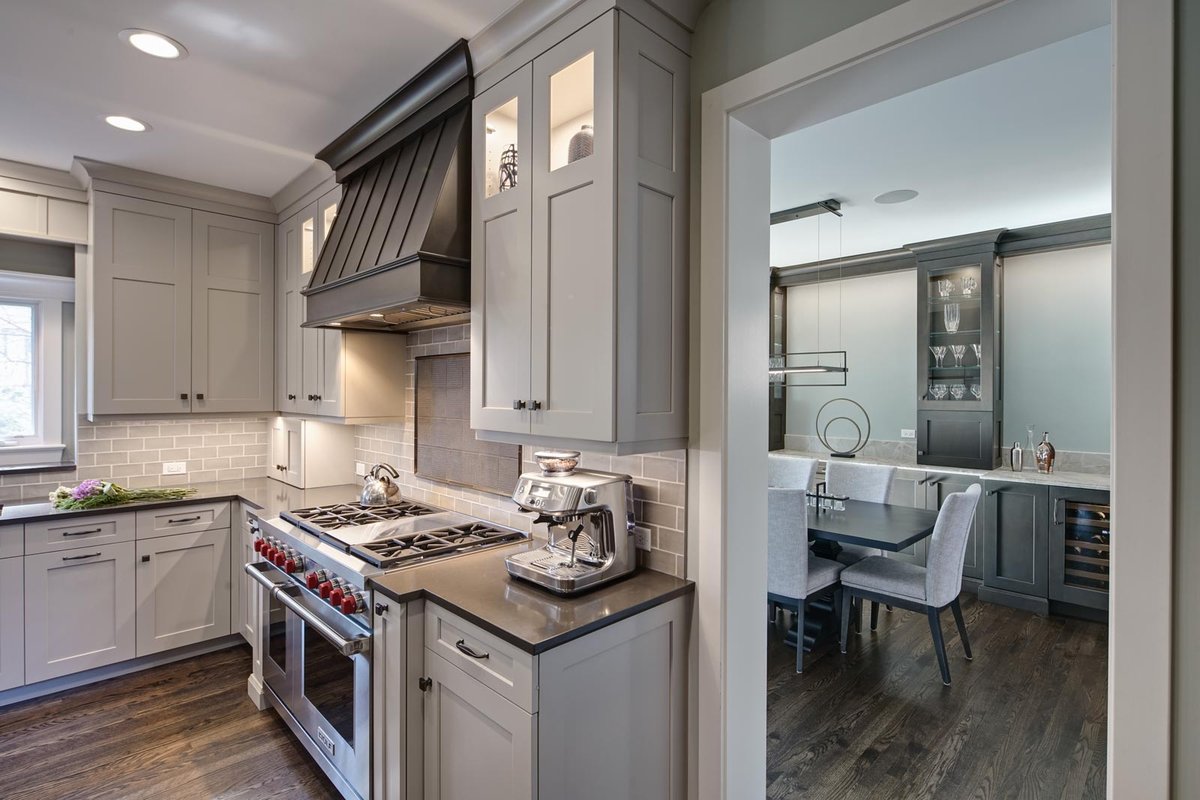 Современный дом в стиле Craftsman — Glen Ellyn, IL Кухня Modern Craftsman